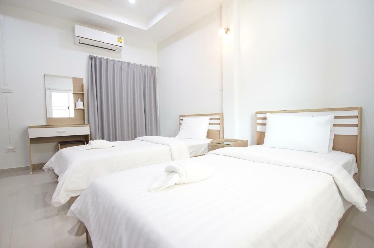 S-House Hotel Surin Exterior photo